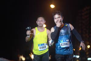 BIB: 41909, 42083
                            <button type="button" onclick="openModal(16979039)" class="btn btn-primary btn-sm float-right btn-popup" data-toggle="modal" data-target=".modal-high-quality">
                        <i class="fas fa-shopping-cart"></i> Add to Cart
                    </button>
                                            <button type="button" onclick="isThisMe(16979039, true)" class="btn btn-success btn-sm float-right btn-popup btn-isme hidden" data-toggle="tooltip" data-placement="bottom" title="นี่คือรูปของคุณใช่ไหม คลิกที่นี่เพื่อเอาเข้าอัลบั้ม">
                        <i class="fas fa-plus"></i> Add to album
                    </button>
                    <button type="button" onclick="isThisMe(16979039, false)" class="btn btn-warning btn-sm float-right btn-popup btn-isnotme hidden">
                        <i class="fas fa-ban"></i> Remove from album
                    </button>