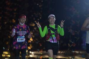 BIB: 41100
                            <button type="button" onclick="openModal(17008553)" class="btn btn-primary btn-sm float-right btn-popup" data-toggle="modal" data-target=".modal-high-quality">
                        <i class="fas fa-shopping-cart"></i> Add to Cart
                    </button>
                                            <button type="button" onclick="isThisMe(17008553, true)" class="btn btn-success btn-sm float-right btn-popup btn-isme hidden" data-toggle="tooltip" data-placement="bottom" title="นี่คือรูปของคุณใช่ไหม คลิกที่นี่เพื่อเอาเข้าอัลบั้ม">
                        <i class="fas fa-plus"></i> Add to album
                    </button>
                    <button type="button" onclick="isThisMe(17008553, false)" class="btn btn-warning btn-sm float-right btn-popup btn-isnotme hidden">
                        <i class="fas fa-ban"></i> Remove from album
                    </button>