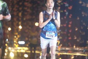 BIB: 42326
                            <button type="button" onclick="openModal(16928126)" class="btn btn-primary btn-sm float-right btn-popup" data-toggle="modal" data-target=".modal-high-quality">
                        <i class="fas fa-shopping-cart"></i> Add to Cart
                    </button>
                                            <button type="button" onclick="isThisMe(16928126, true)" class="btn btn-success btn-sm float-right btn-popup btn-isme hidden" data-toggle="tooltip" data-placement="bottom" title="นี่คือรูปของคุณใช่ไหม คลิกที่นี่เพื่อเอาเข้าอัลบั้ม">
                        <i class="fas fa-plus"></i> Add to album
                    </button>
                    <button type="button" onclick="isThisMe(16928126, false)" class="btn btn-warning btn-sm float-right btn-popup btn-isnotme hidden">
                        <i class="fas fa-ban"></i> Remove from album
                    </button>