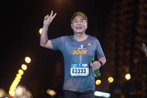 BIB: 300, 43333
                            <button type="button" onclick="openModal(17013569)" class="btn btn-primary btn-sm float-right btn-popup" data-toggle="modal" data-target=".modal-high-quality">
                        <i class="fas fa-shopping-cart"></i> Add to Cart
                    </button>
                                            <button type="button" onclick="isThisMe(17013569, true)" class="btn btn-success btn-sm float-right btn-popup btn-isme hidden" data-toggle="tooltip" data-placement="bottom" title="นี่คือรูปของคุณใช่ไหม คลิกที่นี่เพื่อเอาเข้าอัลบั้ม">
                        <i class="fas fa-plus"></i> Add to album
                    </button>
                    <button type="button" onclick="isThisMe(17013569, false)" class="btn btn-warning btn-sm float-right btn-popup btn-isnotme hidden">
                        <i class="fas fa-ban"></i> Remove from album
                    </button>