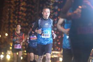 BIB: 41090
                            <button type="button" onclick="openModal(16937138)" class="btn btn-primary btn-sm float-right btn-popup" data-toggle="modal" data-target=".modal-high-quality">
                        <i class="fas fa-shopping-cart"></i> Add to Cart
                    </button>
                                            <button type="button" onclick="isThisMe(16937138, true)" class="btn btn-success btn-sm float-right btn-popup btn-isme hidden" data-toggle="tooltip" data-placement="bottom" title="นี่คือรูปของคุณใช่ไหม คลิกที่นี่เพื่อเอาเข้าอัลบั้ม">
                        <i class="fas fa-plus"></i> Add to album
                    </button>
                    <button type="button" onclick="isThisMe(16937138, false)" class="btn btn-warning btn-sm float-right btn-popup btn-isnotme hidden">
                        <i class="fas fa-ban"></i> Remove from album
                    </button>