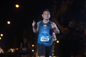 BIB: 42011
                            <button type="button" onclick="openModal(17023449)" class="btn btn-primary btn-sm float-right btn-popup" data-toggle="modal" data-target=".modal-high-quality">
                        <i class="fas fa-shopping-cart"></i> Add to Cart
                    </button>
                                            <button type="button" onclick="isThisMe(17023449, true)" class="btn btn-success btn-sm float-right btn-popup btn-isme hidden" data-toggle="tooltip" data-placement="bottom" title="นี่คือรูปของคุณใช่ไหม คลิกที่นี่เพื่อเอาเข้าอัลบั้ม">
                        <i class="fas fa-plus"></i> Add to album
                    </button>
                    <button type="button" onclick="isThisMe(17023449, false)" class="btn btn-warning btn-sm float-right btn-popup btn-isnotme hidden">
                        <i class="fas fa-ban"></i> Remove from album
                    </button>