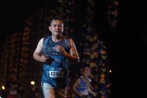 BIB: 43105
                            <button type="button" onclick="openModal(17020201)" class="btn btn-primary btn-sm float-right btn-popup" data-toggle="modal" data-target=".modal-high-quality">
                        <i class="fas fa-shopping-cart"></i> Add to Cart
                    </button>
                                            <button type="button" onclick="isThisMe(17020201, true)" class="btn btn-success btn-sm float-right btn-popup btn-isme hidden" data-toggle="tooltip" data-placement="bottom" title="นี่คือรูปของคุณใช่ไหม คลิกที่นี่เพื่อเอาเข้าอัลบั้ม">
                        <i class="fas fa-plus"></i> Add to album
                    </button>
                    <button type="button" onclick="isThisMe(17020201, false)" class="btn btn-warning btn-sm float-right btn-popup btn-isnotme hidden">
                        <i class="fas fa-ban"></i> Remove from album
                    </button>