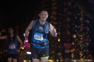 BIB: 43075, 2939
                            <button type="button" onclick="openModal(17001571)" class="btn btn-primary btn-sm float-right btn-popup" data-toggle="modal" data-target=".modal-high-quality">
                        <i class="fas fa-shopping-cart"></i> Add to Cart
                    </button>
                                            <button type="button" onclick="isThisMe(17001571, true)" class="btn btn-success btn-sm float-right btn-popup btn-isme hidden" data-toggle="tooltip" data-placement="bottom" title="นี่คือรูปของคุณใช่ไหม คลิกที่นี่เพื่อเอาเข้าอัลบั้ม">
                        <i class="fas fa-plus"></i> Add to album
                    </button>
                    <button type="button" onclick="isThisMe(17001571, false)" class="btn btn-warning btn-sm float-right btn-popup btn-isnotme hidden">
                        <i class="fas fa-ban"></i> Remove from album
                    </button>