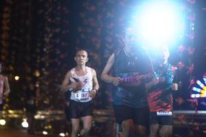 BIB: 187
                            <button type="button" onclick="openModal(16940284)" class="btn btn-primary btn-sm float-right btn-popup" data-toggle="modal" data-target=".modal-high-quality">
                        <i class="fas fa-shopping-cart"></i> Add to Cart
                    </button>
                                            <button type="button" onclick="isThisMe(16940284, true)" class="btn btn-success btn-sm float-right btn-popup btn-isme hidden" data-toggle="tooltip" data-placement="bottom" title="นี่คือรูปของคุณใช่ไหม คลิกที่นี่เพื่อเอาเข้าอัลบั้ม">
                        <i class="fas fa-plus"></i> Add to album
                    </button>
                    <button type="button" onclick="isThisMe(16940284, false)" class="btn btn-warning btn-sm float-right btn-popup btn-isnotme hidden">
                        <i class="fas fa-ban"></i> Remove from album
                    </button>