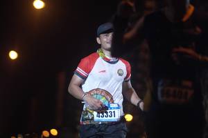 BIB: 43331
                            <button type="button" onclick="openModal(16990606)" class="btn btn-primary btn-sm float-right btn-popup" data-toggle="modal" data-target=".modal-high-quality">
                        <i class="fas fa-shopping-cart"></i> Add to Cart
                    </button>
                                            <button type="button" onclick="isThisMe(16990606, true)" class="btn btn-success btn-sm float-right btn-popup btn-isme hidden" data-toggle="tooltip" data-placement="bottom" title="นี่คือรูปของคุณใช่ไหม คลิกที่นี่เพื่อเอาเข้าอัลบั้ม">
                        <i class="fas fa-plus"></i> Add to album
                    </button>
                    <button type="button" onclick="isThisMe(16990606, false)" class="btn btn-warning btn-sm float-right btn-popup btn-isnotme hidden">
                        <i class="fas fa-ban"></i> Remove from album
                    </button>