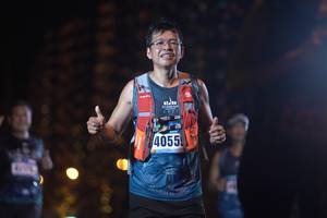 BIB: 022, 4055
                            <button type="button" onclick="openModal(17001142)" class="btn btn-primary btn-sm float-right btn-popup" data-toggle="modal" data-target=".modal-high-quality">
                        <i class="fas fa-shopping-cart"></i> Add to Cart
                    </button>
                                            <button type="button" onclick="isThisMe(17001142, true)" class="btn btn-success btn-sm float-right btn-popup btn-isme hidden" data-toggle="tooltip" data-placement="bottom" title="นี่คือรูปของคุณใช่ไหม คลิกที่นี่เพื่อเอาเข้าอัลบั้ม">
                        <i class="fas fa-plus"></i> Add to album
                    </button>
                    <button type="button" onclick="isThisMe(17001142, false)" class="btn btn-warning btn-sm float-right btn-popup btn-isnotme hidden">
                        <i class="fas fa-ban"></i> Remove from album
                    </button>