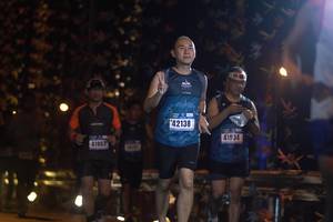 BIB: 42138, 41934, 41903
                            <button type="button" onclick="openModal(17005359)" class="btn btn-primary btn-sm float-right btn-popup" data-toggle="modal" data-target=".modal-high-quality">
                        <i class="fas fa-shopping-cart"></i> Add to Cart
                    </button>
                                            <button type="button" onclick="isThisMe(17005359, true)" class="btn btn-success btn-sm float-right btn-popup btn-isme hidden" data-toggle="tooltip" data-placement="bottom" title="นี่คือรูปของคุณใช่ไหม คลิกที่นี่เพื่อเอาเข้าอัลบั้ม">
                        <i class="fas fa-plus"></i> Add to album
                    </button>
                    <button type="button" onclick="isThisMe(17005359, false)" class="btn btn-warning btn-sm float-right btn-popup btn-isnotme hidden">
                        <i class="fas fa-ban"></i> Remove from album
                    </button>