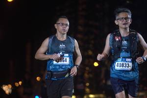 BIB: 12564, 40833
                            <button type="button" onclick="openModal(16992568)" class="btn btn-primary btn-sm float-right btn-popup" data-toggle="modal" data-target=".modal-high-quality">
                        <i class="fas fa-shopping-cart"></i> Add to Cart
                    </button>
                                            <button type="button" onclick="isThisMe(16992568, true)" class="btn btn-success btn-sm float-right btn-popup btn-isme hidden" data-toggle="tooltip" data-placement="bottom" title="นี่คือรูปของคุณใช่ไหม คลิกที่นี่เพื่อเอาเข้าอัลบั้ม">
                        <i class="fas fa-plus"></i> Add to album
                    </button>
                    <button type="button" onclick="isThisMe(16992568, false)" class="btn btn-warning btn-sm float-right btn-popup btn-isnotme hidden">
                        <i class="fas fa-ban"></i> Remove from album
                    </button>