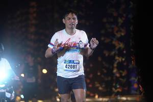 BIB: 42081
                            <button type="button" onclick="openModal(16973734)" class="btn btn-primary btn-sm float-right btn-popup" data-toggle="modal" data-target=".modal-high-quality">
                        <i class="fas fa-shopping-cart"></i> Add to Cart
                    </button>
                                            <button type="button" onclick="isThisMe(16973734, true)" class="btn btn-success btn-sm float-right btn-popup btn-isme hidden" data-toggle="tooltip" data-placement="bottom" title="นี่คือรูปของคุณใช่ไหม คลิกที่นี่เพื่อเอาเข้าอัลบั้ม">
                        <i class="fas fa-plus"></i> Add to album
                    </button>
                    <button type="button" onclick="isThisMe(16973734, false)" class="btn btn-warning btn-sm float-right btn-popup btn-isnotme hidden">
                        <i class="fas fa-ban"></i> Remove from album
                    </button>