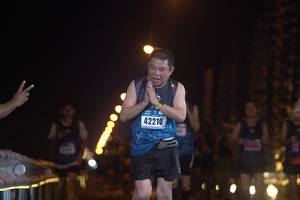 BIB: 42210
                            <button type="button" onclick="openModal(16979587)" class="btn btn-primary btn-sm float-right btn-popup" data-toggle="modal" data-target=".modal-high-quality">
                        <i class="fas fa-shopping-cart"></i> Add to Cart
                    </button>
                                            <button type="button" onclick="isThisMe(16979587, true)" class="btn btn-success btn-sm float-right btn-popup btn-isme hidden" data-toggle="tooltip" data-placement="bottom" title="นี่คือรูปของคุณใช่ไหม คลิกที่นี่เพื่อเอาเข้าอัลบั้ม">
                        <i class="fas fa-plus"></i> Add to album
                    </button>
                    <button type="button" onclick="isThisMe(16979587, false)" class="btn btn-warning btn-sm float-right btn-popup btn-isnotme hidden">
                        <i class="fas fa-ban"></i> Remove from album
                    </button>