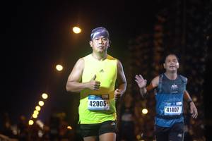 BIB: 42005, 41407
                            <button type="button" onclick="openModal(16995720)" class="btn btn-primary btn-sm float-right btn-popup" data-toggle="modal" data-target=".modal-high-quality">
                        <i class="fas fa-shopping-cart"></i> Add to Cart
                    </button>
                                            <button type="button" onclick="isThisMe(16995720, true)" class="btn btn-success btn-sm float-right btn-popup btn-isme hidden" data-toggle="tooltip" data-placement="bottom" title="นี่คือรูปของคุณใช่ไหม คลิกที่นี่เพื่อเอาเข้าอัลบั้ม">
                        <i class="fas fa-plus"></i> Add to album
                    </button>
                    <button type="button" onclick="isThisMe(16995720, false)" class="btn btn-warning btn-sm float-right btn-popup btn-isnotme hidden">
                        <i class="fas fa-ban"></i> Remove from album
                    </button>