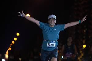 BIB: 40824
                            <button type="button" onclick="openModal(17033197)" class="btn btn-primary btn-sm float-right btn-popup" data-toggle="modal" data-target=".modal-high-quality">
                        <i class="fas fa-shopping-cart"></i> Add to Cart
                    </button>
                                            <button type="button" onclick="isThisMe(17033197, true)" class="btn btn-success btn-sm float-right btn-popup btn-isme hidden" data-toggle="tooltip" data-placement="bottom" title="นี่คือรูปของคุณใช่ไหม คลิกที่นี่เพื่อเอาเข้าอัลบั้ม">
                        <i class="fas fa-plus"></i> Add to album
                    </button>
                    <button type="button" onclick="isThisMe(17033197, false)" class="btn btn-warning btn-sm float-right btn-popup btn-isnotme hidden">
                        <i class="fas fa-ban"></i> Remove from album
                    </button>