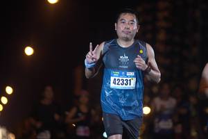 BIB: 2022, 42331
                            <button type="button" onclick="openModal(16991425)" class="btn btn-primary btn-sm float-right btn-popup" data-toggle="modal" data-target=".modal-high-quality">
                        <i class="fas fa-shopping-cart"></i> Add to Cart
                    </button>
                                            <button type="button" onclick="isThisMe(16991425, true)" class="btn btn-success btn-sm float-right btn-popup btn-isme hidden" data-toggle="tooltip" data-placement="bottom" title="นี่คือรูปของคุณใช่ไหม คลิกที่นี่เพื่อเอาเข้าอัลบั้ม">
                        <i class="fas fa-plus"></i> Add to album
                    </button>
                    <button type="button" onclick="isThisMe(16991425, false)" class="btn btn-warning btn-sm float-right btn-popup btn-isnotme hidden">
                        <i class="fas fa-ban"></i> Remove from album
                    </button>