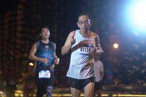 BIB: 41128, 044
                            <button type="button" onclick="openModal(16983648)" class="btn btn-primary btn-sm float-right btn-popup" data-toggle="modal" data-target=".modal-high-quality">
                        <i class="fas fa-shopping-cart"></i> Add to Cart
                    </button>
                                            <button type="button" onclick="isThisMe(16983648, true)" class="btn btn-success btn-sm float-right btn-popup btn-isme hidden" data-toggle="tooltip" data-placement="bottom" title="นี่คือรูปของคุณใช่ไหม คลิกที่นี่เพื่อเอาเข้าอัลบั้ม">
                        <i class="fas fa-plus"></i> Add to album
                    </button>
                    <button type="button" onclick="isThisMe(16983648, false)" class="btn btn-warning btn-sm float-right btn-popup btn-isnotme hidden">
                        <i class="fas fa-ban"></i> Remove from album
                    </button>