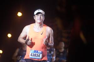 BIB: 43034
                            <button type="button" onclick="openModal(16979965)" class="btn btn-primary btn-sm float-right btn-popup" data-toggle="modal" data-target=".modal-high-quality">
                        <i class="fas fa-shopping-cart"></i> Add to Cart
                    </button>
                                            <button type="button" onclick="isThisMe(16979965, true)" class="btn btn-success btn-sm float-right btn-popup btn-isme hidden" data-toggle="tooltip" data-placement="bottom" title="นี่คือรูปของคุณใช่ไหม คลิกที่นี่เพื่อเอาเข้าอัลบั้ม">
                        <i class="fas fa-plus"></i> Add to album
                    </button>
                    <button type="button" onclick="isThisMe(16979965, false)" class="btn btn-warning btn-sm float-right btn-popup btn-isnotme hidden">
                        <i class="fas fa-ban"></i> Remove from album
                    </button>