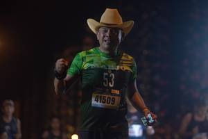 BIB: 41509
                            <button type="button" onclick="openModal(16942719)" class="btn btn-primary btn-sm float-right btn-popup" data-toggle="modal" data-target=".modal-high-quality">
                        <i class="fas fa-shopping-cart"></i> Add to Cart
                    </button>
                                            <button type="button" onclick="isThisMe(16942719, true)" class="btn btn-success btn-sm float-right btn-popup btn-isme hidden" data-toggle="tooltip" data-placement="bottom" title="นี่คือรูปของคุณใช่ไหม คลิกที่นี่เพื่อเอาเข้าอัลบั้ม">
                        <i class="fas fa-plus"></i> Add to album
                    </button>
                    <button type="button" onclick="isThisMe(16942719, false)" class="btn btn-warning btn-sm float-right btn-popup btn-isnotme hidden">
                        <i class="fas fa-ban"></i> Remove from album
                    </button>