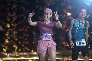 BIB: 44326, 40002
                            <button type="button" onclick="openModal(17051199)" class="btn btn-primary btn-sm float-right btn-popup" data-toggle="modal" data-target=".modal-high-quality">
                        <i class="fas fa-shopping-cart"></i> Add to Cart
                    </button>
                                            <button type="button" onclick="isThisMe(17051199, true)" class="btn btn-success btn-sm float-right btn-popup btn-isme hidden" data-toggle="tooltip" data-placement="bottom" title="นี่คือรูปของคุณใช่ไหม คลิกที่นี่เพื่อเอาเข้าอัลบั้ม">
                        <i class="fas fa-plus"></i> Add to album
                    </button>
                    <button type="button" onclick="isThisMe(17051199, false)" class="btn btn-warning btn-sm float-right btn-popup btn-isnotme hidden">
                        <i class="fas fa-ban"></i> Remove from album
                    </button>