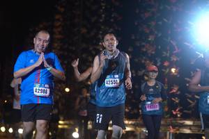 BIB: 42550, 42986, 44357
                            <button type="button" onclick="openModal(17004546)" class="btn btn-primary btn-sm float-right btn-popup" data-toggle="modal" data-target=".modal-high-quality">
                        <i class="fas fa-shopping-cart"></i> Add to Cart
                    </button>
                                            <button type="button" onclick="isThisMe(17004546, true)" class="btn btn-success btn-sm float-right btn-popup btn-isme hidden" data-toggle="tooltip" data-placement="bottom" title="นี่คือรูปของคุณใช่ไหม คลิกที่นี่เพื่อเอาเข้าอัลบั้ม">
                        <i class="fas fa-plus"></i> Add to album
                    </button>
                    <button type="button" onclick="isThisMe(17004546, false)" class="btn btn-warning btn-sm float-right btn-popup btn-isnotme hidden">
                        <i class="fas fa-ban"></i> Remove from album
                    </button>