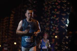 BIB: 43105
                            <button type="button" onclick="openModal(17020228)" class="btn btn-primary btn-sm float-right btn-popup" data-toggle="modal" data-target=".modal-high-quality">
                        <i class="fas fa-shopping-cart"></i> Add to Cart
                    </button>
                                            <button type="button" onclick="isThisMe(17020228, true)" class="btn btn-success btn-sm float-right btn-popup btn-isme hidden" data-toggle="tooltip" data-placement="bottom" title="นี่คือรูปของคุณใช่ไหม คลิกที่นี่เพื่อเอาเข้าอัลบั้ม">
                        <i class="fas fa-plus"></i> Add to album
                    </button>
                    <button type="button" onclick="isThisMe(17020228, false)" class="btn btn-warning btn-sm float-right btn-popup btn-isnotme hidden">
                        <i class="fas fa-ban"></i> Remove from album
                    </button>