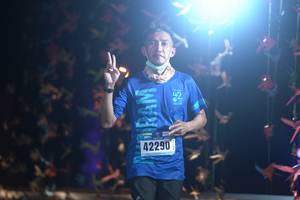 BIB: 42290
                            <button type="button" onclick="openModal(17027114)" class="btn btn-primary btn-sm float-right btn-popup" data-toggle="modal" data-target=".modal-high-quality">
                        <i class="fas fa-shopping-cart"></i> Add to Cart
                    </button>
                                            <button type="button" onclick="isThisMe(17027114, true)" class="btn btn-success btn-sm float-right btn-popup btn-isme hidden" data-toggle="tooltip" data-placement="bottom" title="นี่คือรูปของคุณใช่ไหม คลิกที่นี่เพื่อเอาเข้าอัลบั้ม">
                        <i class="fas fa-plus"></i> Add to album
                    </button>
                    <button type="button" onclick="isThisMe(17027114, false)" class="btn btn-warning btn-sm float-right btn-popup btn-isnotme hidden">
                        <i class="fas fa-ban"></i> Remove from album
                    </button>