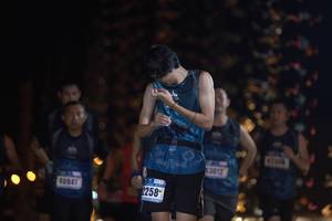 BIB: 3012, 40941, 258
                            <button type="button" onclick="openModal(17031301)" class="btn btn-primary btn-sm float-right btn-popup" data-toggle="modal" data-target=".modal-high-quality">
                        <i class="fas fa-shopping-cart"></i> Add to Cart
                    </button>
                                            <button type="button" onclick="isThisMe(17031301, true)" class="btn btn-success btn-sm float-right btn-popup btn-isme hidden" data-toggle="tooltip" data-placement="bottom" title="นี่คือรูปของคุณใช่ไหม คลิกที่นี่เพื่อเอาเข้าอัลบั้ม">
                        <i class="fas fa-plus"></i> Add to album
                    </button>
                    <button type="button" onclick="isThisMe(17031301, false)" class="btn btn-warning btn-sm float-right btn-popup btn-isnotme hidden">
                        <i class="fas fa-ban"></i> Remove from album
                    </button>