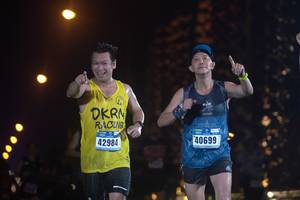 BIB: 42984, 40699
                            <button type="button" onclick="openModal(16975695)" class="btn btn-primary btn-sm float-right btn-popup" data-toggle="modal" data-target=".modal-high-quality">
                        <i class="fas fa-shopping-cart"></i> Add to Cart
                    </button>
                                            <button type="button" onclick="isThisMe(16975695, true)" class="btn btn-success btn-sm float-right btn-popup btn-isme hidden" data-toggle="tooltip" data-placement="bottom" title="นี่คือรูปของคุณใช่ไหม คลิกที่นี่เพื่อเอาเข้าอัลบั้ม">
                        <i class="fas fa-plus"></i> Add to album
                    </button>
                    <button type="button" onclick="isThisMe(16975695, false)" class="btn btn-warning btn-sm float-right btn-popup btn-isnotme hidden">
                        <i class="fas fa-ban"></i> Remove from album
                    </button>