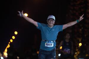 BIB: 40824
                            <button type="button" onclick="openModal(17033204)" class="btn btn-primary btn-sm float-right btn-popup" data-toggle="modal" data-target=".modal-high-quality">
                        <i class="fas fa-shopping-cart"></i> Add to Cart
                    </button>
                                            <button type="button" onclick="isThisMe(17033204, true)" class="btn btn-success btn-sm float-right btn-popup btn-isme hidden" data-toggle="tooltip" data-placement="bottom" title="นี่คือรูปของคุณใช่ไหม คลิกที่นี่เพื่อเอาเข้าอัลบั้ม">
                        <i class="fas fa-plus"></i> Add to album
                    </button>
                    <button type="button" onclick="isThisMe(17033204, false)" class="btn btn-warning btn-sm float-right btn-popup btn-isnotme hidden">
                        <i class="fas fa-ban"></i> Remove from album
                    </button>