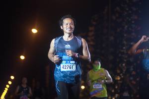 BIB: 42761
                            <button type="button" onclick="openModal(16994609)" class="btn btn-primary btn-sm float-right btn-popup" data-toggle="modal" data-target=".modal-high-quality">
                        <i class="fas fa-shopping-cart"></i> Add to Cart
                    </button>
                                            <button type="button" onclick="isThisMe(16994609, true)" class="btn btn-success btn-sm float-right btn-popup btn-isme hidden" data-toggle="tooltip" data-placement="bottom" title="นี่คือรูปของคุณใช่ไหม คลิกที่นี่เพื่อเอาเข้าอัลบั้ม">
                        <i class="fas fa-plus"></i> Add to album
                    </button>
                    <button type="button" onclick="isThisMe(16994609, false)" class="btn btn-warning btn-sm float-right btn-popup btn-isnotme hidden">
                        <i class="fas fa-ban"></i> Remove from album
                    </button>