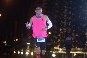 BIB: 41631
                            <button type="button" onclick="openModal(16987162)" class="btn btn-primary btn-sm float-right btn-popup" data-toggle="modal" data-target=".modal-high-quality">
                        <i class="fas fa-shopping-cart"></i> Add to Cart
                    </button>
                                            <button type="button" onclick="isThisMe(16987162, true)" class="btn btn-success btn-sm float-right btn-popup btn-isme hidden" data-toggle="tooltip" data-placement="bottom" title="นี่คือรูปของคุณใช่ไหม คลิกที่นี่เพื่อเอาเข้าอัลบั้ม">
                        <i class="fas fa-plus"></i> Add to album
                    </button>
                    <button type="button" onclick="isThisMe(16987162, false)" class="btn btn-warning btn-sm float-right btn-popup btn-isnotme hidden">
                        <i class="fas fa-ban"></i> Remove from album
                    </button>