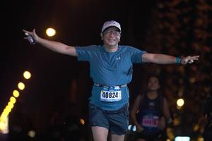 BIB: 40824, 447
                            <button type="button" onclick="openModal(17033220)" class="btn btn-primary btn-sm float-right btn-popup" data-toggle="modal" data-target=".modal-high-quality">
                        <i class="fas fa-shopping-cart"></i> Add to Cart
                    </button>
                                            <button type="button" onclick="isThisMe(17033220, true)" class="btn btn-success btn-sm float-right btn-popup btn-isme hidden" data-toggle="tooltip" data-placement="bottom" title="นี่คือรูปของคุณใช่ไหม คลิกที่นี่เพื่อเอาเข้าอัลบั้ม">
                        <i class="fas fa-plus"></i> Add to album
                    </button>
                    <button type="button" onclick="isThisMe(17033220, false)" class="btn btn-warning btn-sm float-right btn-popup btn-isnotme hidden">
                        <i class="fas fa-ban"></i> Remove from album
                    </button>