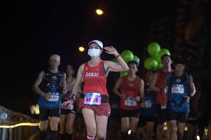 BIB: 42607
                            <button type="button" onclick="openModal(16996909)" class="btn btn-primary btn-sm float-right btn-popup" data-toggle="modal" data-target=".modal-high-quality">
                        <i class="fas fa-shopping-cart"></i> Add to Cart
                    </button>
                                            <button type="button" onclick="isThisMe(16996909, true)" class="btn btn-success btn-sm float-right btn-popup btn-isme hidden" data-toggle="tooltip" data-placement="bottom" title="นี่คือรูปของคุณใช่ไหม คลิกที่นี่เพื่อเอาเข้าอัลบั้ม">
                        <i class="fas fa-plus"></i> Add to album
                    </button>
                    <button type="button" onclick="isThisMe(16996909, false)" class="btn btn-warning btn-sm float-right btn-popup btn-isnotme hidden">
                        <i class="fas fa-ban"></i> Remove from album
                    </button>