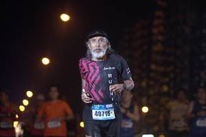 BIB: 40718
                            <button type="button" onclick="openModal(16977777)" class="btn btn-primary btn-sm float-right btn-popup" data-toggle="modal" data-target=".modal-high-quality">
                        <i class="fas fa-shopping-cart"></i> Add to Cart
                    </button>
                                            <button type="button" onclick="isThisMe(16977777, true)" class="btn btn-success btn-sm float-right btn-popup btn-isme hidden" data-toggle="tooltip" data-placement="bottom" title="นี่คือรูปของคุณใช่ไหม คลิกที่นี่เพื่อเอาเข้าอัลบั้ม">
                        <i class="fas fa-plus"></i> Add to album
                    </button>
                    <button type="button" onclick="isThisMe(16977777, false)" class="btn btn-warning btn-sm float-right btn-popup btn-isnotme hidden">
                        <i class="fas fa-ban"></i> Remove from album
                    </button>