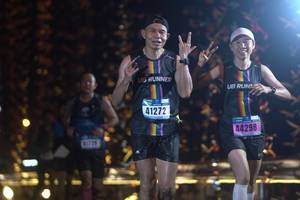 BIB: 41272, 44298, 729
                            <button type="button" onclick="openModal(16973563)" class="btn btn-primary btn-sm float-right btn-popup" data-toggle="modal" data-target=".modal-high-quality">
                        <i class="fas fa-shopping-cart"></i> Add to Cart
                    </button>
                                            <button type="button" onclick="isThisMe(16973563, true)" class="btn btn-success btn-sm float-right btn-popup btn-isme hidden" data-toggle="tooltip" data-placement="bottom" title="นี่คือรูปของคุณใช่ไหม คลิกที่นี่เพื่อเอาเข้าอัลบั้ม">
                        <i class="fas fa-plus"></i> Add to album
                    </button>
                    <button type="button" onclick="isThisMe(16973563, false)" class="btn btn-warning btn-sm float-right btn-popup btn-isnotme hidden">
                        <i class="fas fa-ban"></i> Remove from album
                    </button>