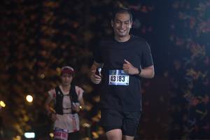 BIB: 183
                            <button type="button" onclick="openModal(17037892)" class="btn btn-primary btn-sm float-right btn-popup" data-toggle="modal" data-target=".modal-high-quality">
                        <i class="fas fa-shopping-cart"></i> Add to Cart
                    </button>
                                            <button type="button" onclick="isThisMe(17037892, true)" class="btn btn-success btn-sm float-right btn-popup btn-isme hidden" data-toggle="tooltip" data-placement="bottom" title="นี่คือรูปของคุณใช่ไหม คลิกที่นี่เพื่อเอาเข้าอัลบั้ม">
                        <i class="fas fa-plus"></i> Add to album
                    </button>
                    <button type="button" onclick="isThisMe(17037892, false)" class="btn btn-warning btn-sm float-right btn-popup btn-isnotme hidden">
                        <i class="fas fa-ban"></i> Remove from album
                    </button>