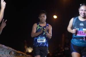 BIB: 522, 41067
                            <button type="button" onclick="openModal(17011641)" class="btn btn-primary btn-sm float-right btn-popup" data-toggle="modal" data-target=".modal-high-quality">
                        <i class="fas fa-shopping-cart"></i> Add to Cart
                    </button>
                                            <button type="button" onclick="isThisMe(17011641, true)" class="btn btn-success btn-sm float-right btn-popup btn-isme hidden" data-toggle="tooltip" data-placement="bottom" title="นี่คือรูปของคุณใช่ไหม คลิกที่นี่เพื่อเอาเข้าอัลบั้ม">
                        <i class="fas fa-plus"></i> Add to album
                    </button>
                    <button type="button" onclick="isThisMe(17011641, false)" class="btn btn-warning btn-sm float-right btn-popup btn-isnotme hidden">
                        <i class="fas fa-ban"></i> Remove from album
                    </button>