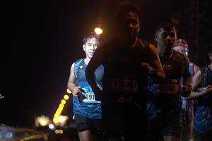 BIB: 153, 42100, 091
                            <button type="button" onclick="openModal(16939348)" class="btn btn-primary btn-sm float-right btn-popup" data-toggle="modal" data-target=".modal-high-quality">
                        <i class="fas fa-shopping-cart"></i> Add to Cart
                    </button>
                                            <button type="button" onclick="isThisMe(16939348, true)" class="btn btn-success btn-sm float-right btn-popup btn-isme hidden" data-toggle="tooltip" data-placement="bottom" title="นี่คือรูปของคุณใช่ไหม คลิกที่นี่เพื่อเอาเข้าอัลบั้ม">
                        <i class="fas fa-plus"></i> Add to album
                    </button>
                    <button type="button" onclick="isThisMe(16939348, false)" class="btn btn-warning btn-sm float-right btn-popup btn-isnotme hidden">
                        <i class="fas fa-ban"></i> Remove from album
                    </button>