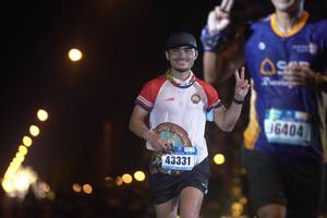 BIB: 96404, 43331
                            <button type="button" onclick="openModal(16990539)" class="btn btn-primary btn-sm float-right btn-popup" data-toggle="modal" data-target=".modal-high-quality">
                        <i class="fas fa-shopping-cart"></i> Add to Cart
                    </button>
                                            <button type="button" onclick="isThisMe(16990539, true)" class="btn btn-success btn-sm float-right btn-popup btn-isme hidden" data-toggle="tooltip" data-placement="bottom" title="นี่คือรูปของคุณใช่ไหม คลิกที่นี่เพื่อเอาเข้าอัลบั้ม">
                        <i class="fas fa-plus"></i> Add to album
                    </button>
                    <button type="button" onclick="isThisMe(16990539, false)" class="btn btn-warning btn-sm float-right btn-popup btn-isnotme hidden">
                        <i class="fas fa-ban"></i> Remove from album
                    </button>