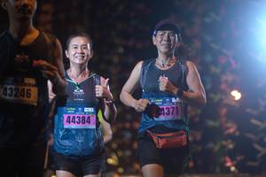 BIB: 43246, 4371, 44384
                            <button type="button" onclick="openModal(16979755)" class="btn btn-primary btn-sm float-right btn-popup" data-toggle="modal" data-target=".modal-high-quality">
                        <i class="fas fa-shopping-cart"></i> Add to Cart
                    </button>
                                            <button type="button" onclick="isThisMe(16979755, true)" class="btn btn-success btn-sm float-right btn-popup btn-isme hidden" data-toggle="tooltip" data-placement="bottom" title="นี่คือรูปของคุณใช่ไหม คลิกที่นี่เพื่อเอาเข้าอัลบั้ม">
                        <i class="fas fa-plus"></i> Add to album
                    </button>
                    <button type="button" onclick="isThisMe(16979755, false)" class="btn btn-warning btn-sm float-right btn-popup btn-isnotme hidden">
                        <i class="fas fa-ban"></i> Remove from album
                    </button>