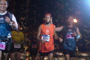 BIB: 44765, 41714, 4305
                            <button type="button" onclick="openModal(17000137)" class="btn btn-primary btn-sm float-right btn-popup" data-toggle="modal" data-target=".modal-high-quality">
                        <i class="fas fa-shopping-cart"></i> Add to Cart
                    </button>
                                            <button type="button" onclick="isThisMe(17000137, true)" class="btn btn-success btn-sm float-right btn-popup btn-isme hidden" data-toggle="tooltip" data-placement="bottom" title="นี่คือรูปของคุณใช่ไหม คลิกที่นี่เพื่อเอาเข้าอัลบั้ม">
                        <i class="fas fa-plus"></i> Add to album
                    </button>
                    <button type="button" onclick="isThisMe(17000137, false)" class="btn btn-warning btn-sm float-right btn-popup btn-isnotme hidden">
                        <i class="fas fa-ban"></i> Remove from album
                    </button>