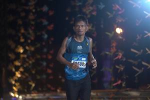 BIB: 600
                            <button type="button" onclick="openModal(17048779)" class="btn btn-primary btn-sm float-right btn-popup" data-toggle="modal" data-target=".modal-high-quality">
                        <i class="fas fa-shopping-cart"></i> Add to Cart
                    </button>
                                            <button type="button" onclick="isThisMe(17048779, true)" class="btn btn-success btn-sm float-right btn-popup btn-isme hidden" data-toggle="tooltip" data-placement="bottom" title="นี่คือรูปของคุณใช่ไหม คลิกที่นี่เพื่อเอาเข้าอัลบั้ม">
                        <i class="fas fa-plus"></i> Add to album
                    </button>
                    <button type="button" onclick="isThisMe(17048779, false)" class="btn btn-warning btn-sm float-right btn-popup btn-isnotme hidden">
                        <i class="fas fa-ban"></i> Remove from album
                    </button>