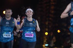 BIB: 44624, 41624
                            <button type="button" onclick="openModal(17000374)" class="btn btn-primary btn-sm float-right btn-popup" data-toggle="modal" data-target=".modal-high-quality">
                        <i class="fas fa-shopping-cart"></i> Add to Cart
                    </button>
                                            <button type="button" onclick="isThisMe(17000374, true)" class="btn btn-success btn-sm float-right btn-popup btn-isme hidden" data-toggle="tooltip" data-placement="bottom" title="นี่คือรูปของคุณใช่ไหม คลิกที่นี่เพื่อเอาเข้าอัลบั้ม">
                        <i class="fas fa-plus"></i> Add to album
                    </button>
                    <button type="button" onclick="isThisMe(17000374, false)" class="btn btn-warning btn-sm float-right btn-popup btn-isnotme hidden">
                        <i class="fas fa-ban"></i> Remove from album
                    </button>