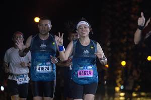 BIB: 41624, 44624, 42476
                            <button type="button" onclick="openModal(17000342)" class="btn btn-primary btn-sm float-right btn-popup" data-toggle="modal" data-target=".modal-high-quality">
                        <i class="fas fa-shopping-cart"></i> Add to Cart
                    </button>
                                            <button type="button" onclick="isThisMe(17000342, true)" class="btn btn-success btn-sm float-right btn-popup btn-isme hidden" data-toggle="tooltip" data-placement="bottom" title="นี่คือรูปของคุณใช่ไหม คลิกที่นี่เพื่อเอาเข้าอัลบั้ม">
                        <i class="fas fa-plus"></i> Add to album
                    </button>
                    <button type="button" onclick="isThisMe(17000342, false)" class="btn btn-warning btn-sm float-right btn-popup btn-isnotme hidden">
                        <i class="fas fa-ban"></i> Remove from album
                    </button>