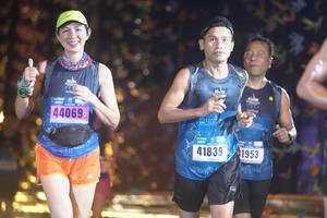 BIB: 44069, 41839, 1953
                            <button type="button" onclick="openModal(16936293)" class="btn btn-primary btn-sm float-right btn-popup" data-toggle="modal" data-target=".modal-high-quality">
                        <i class="fas fa-shopping-cart"></i> Add to Cart
                    </button>
                                            <button type="button" onclick="isThisMe(16936293, true)" class="btn btn-success btn-sm float-right btn-popup btn-isme hidden" data-toggle="tooltip" data-placement="bottom" title="นี่คือรูปของคุณใช่ไหม คลิกที่นี่เพื่อเอาเข้าอัลบั้ม">
                        <i class="fas fa-plus"></i> Add to album
                    </button>
                    <button type="button" onclick="isThisMe(16936293, false)" class="btn btn-warning btn-sm float-right btn-popup btn-isnotme hidden">
                        <i class="fas fa-ban"></i> Remove from album
                    </button>