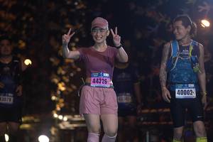 BIB: 44326, 40002, 3079
                            <button type="button" onclick="openModal(17050774)" class="btn btn-primary btn-sm float-right btn-popup" data-toggle="modal" data-target=".modal-high-quality">
                        <i class="fas fa-shopping-cart"></i> Add to Cart
                    </button>
                                            <button type="button" onclick="isThisMe(17050774, true)" class="btn btn-success btn-sm float-right btn-popup btn-isme hidden" data-toggle="tooltip" data-placement="bottom" title="นี่คือรูปของคุณใช่ไหม คลิกที่นี่เพื่อเอาเข้าอัลบั้ม">
                        <i class="fas fa-plus"></i> Add to album
                    </button>
                    <button type="button" onclick="isThisMe(17050774, false)" class="btn btn-warning btn-sm float-right btn-popup btn-isnotme hidden">
                        <i class="fas fa-ban"></i> Remove from album
                    </button>