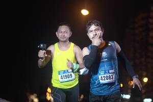 BIB: 41909, 42083
                            <button type="button" onclick="openModal(16979083)" class="btn btn-primary btn-sm float-right btn-popup" data-toggle="modal" data-target=".modal-high-quality">
                        <i class="fas fa-shopping-cart"></i> Add to Cart
                    </button>
                                            <button type="button" onclick="isThisMe(16979083, true)" class="btn btn-success btn-sm float-right btn-popup btn-isme hidden" data-toggle="tooltip" data-placement="bottom" title="นี่คือรูปของคุณใช่ไหม คลิกที่นี่เพื่อเอาเข้าอัลบั้ม">
                        <i class="fas fa-plus"></i> Add to album
                    </button>
                    <button type="button" onclick="isThisMe(16979083, false)" class="btn btn-warning btn-sm float-right btn-popup btn-isnotme hidden">
                        <i class="fas fa-ban"></i> Remove from album
                    </button>