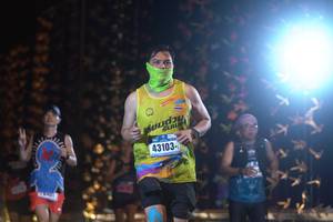 BIB: 43103
                            <button type="button" onclick="openModal(16994783)" class="btn btn-primary btn-sm float-right btn-popup" data-toggle="modal" data-target=".modal-high-quality">
                        <i class="fas fa-shopping-cart"></i> Add to Cart
                    </button>
                                            <button type="button" onclick="isThisMe(16994783, true)" class="btn btn-success btn-sm float-right btn-popup btn-isme hidden" data-toggle="tooltip" data-placement="bottom" title="นี่คือรูปของคุณใช่ไหม คลิกที่นี่เพื่อเอาเข้าอัลบั้ม">
                        <i class="fas fa-plus"></i> Add to album
                    </button>
                    <button type="button" onclick="isThisMe(16994783, false)" class="btn btn-warning btn-sm float-right btn-popup btn-isnotme hidden">
                        <i class="fas fa-ban"></i> Remove from album
                    </button>