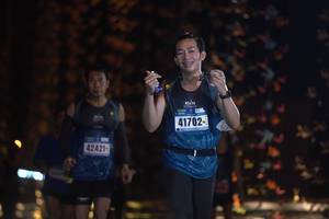 BIB: 41702
                            <button type="button" onclick="openModal(17009985)" class="btn btn-primary btn-sm float-right btn-popup" data-toggle="modal" data-target=".modal-high-quality">
                        <i class="fas fa-shopping-cart"></i> Add to Cart
                    </button>
                                            <button type="button" onclick="isThisMe(17009985, true)" class="btn btn-success btn-sm float-right btn-popup btn-isme hidden" data-toggle="tooltip" data-placement="bottom" title="นี่คือรูปของคุณใช่ไหม คลิกที่นี่เพื่อเอาเข้าอัลบั้ม">
                        <i class="fas fa-plus"></i> Add to album
                    </button>
                    <button type="button" onclick="isThisMe(17009985, false)" class="btn btn-warning btn-sm float-right btn-popup btn-isnotme hidden">
                        <i class="fas fa-ban"></i> Remove from album
                    </button>