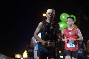 BIB: 2815
                            <button type="button" onclick="openModal(16997216)" class="btn btn-primary btn-sm float-right btn-popup" data-toggle="modal" data-target=".modal-high-quality">
                        <i class="fas fa-shopping-cart"></i> Add to Cart
                    </button>
                                            <button type="button" onclick="isThisMe(16997216, true)" class="btn btn-success btn-sm float-right btn-popup btn-isme hidden" data-toggle="tooltip" data-placement="bottom" title="นี่คือรูปของคุณใช่ไหม คลิกที่นี่เพื่อเอาเข้าอัลบั้ม">
                        <i class="fas fa-plus"></i> Add to album
                    </button>
                    <button type="button" onclick="isThisMe(16997216, false)" class="btn btn-warning btn-sm float-right btn-popup btn-isnotme hidden">
                        <i class="fas fa-ban"></i> Remove from album
                    </button>