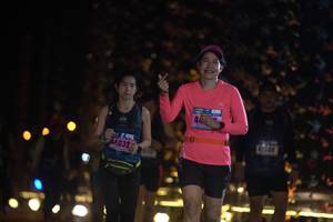 BIB: 4032
                            <button type="button" onclick="openModal(17043551)" class="btn btn-primary btn-sm float-right btn-popup" data-toggle="modal" data-target=".modal-high-quality">
                        <i class="fas fa-shopping-cart"></i> Add to Cart
                    </button>
                                            <button type="button" onclick="isThisMe(17043551, true)" class="btn btn-success btn-sm float-right btn-popup btn-isme hidden" data-toggle="tooltip" data-placement="bottom" title="นี่คือรูปของคุณใช่ไหม คลิกที่นี่เพื่อเอาเข้าอัลบั้ม">
                        <i class="fas fa-plus"></i> Add to album
                    </button>
                    <button type="button" onclick="isThisMe(17043551, false)" class="btn btn-warning btn-sm float-right btn-popup btn-isnotme hidden">
                        <i class="fas fa-ban"></i> Remove from album
                    </button>